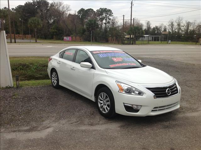 2013 Nissan Altima Pickupslt Quad Cab SWB 4WD 4x4 Truck