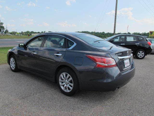 2013 Nissan Altima Pickupslt Quad Cab SWB 4WD 4x4 Truck