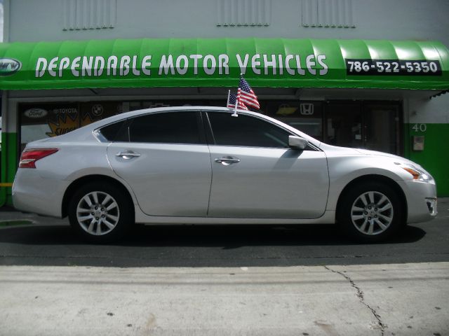 2013 Nissan Altima 29