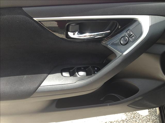 2013 Nissan Altima Pickupslt Quad Cab SWB 4WD 4x4 Truck