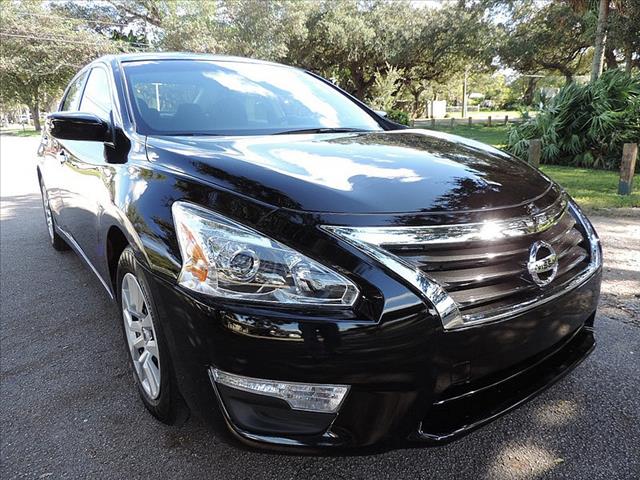 2013 Nissan Altima Unknown