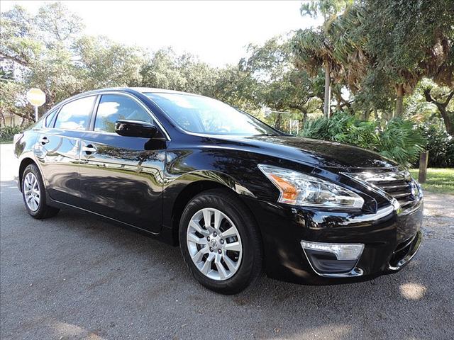 2013 Nissan Altima Unknown