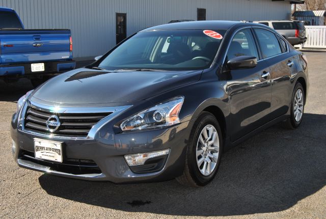 2013 Nissan Altima Pickupslt Quad Cab SWB 4WD 4x4 Truck