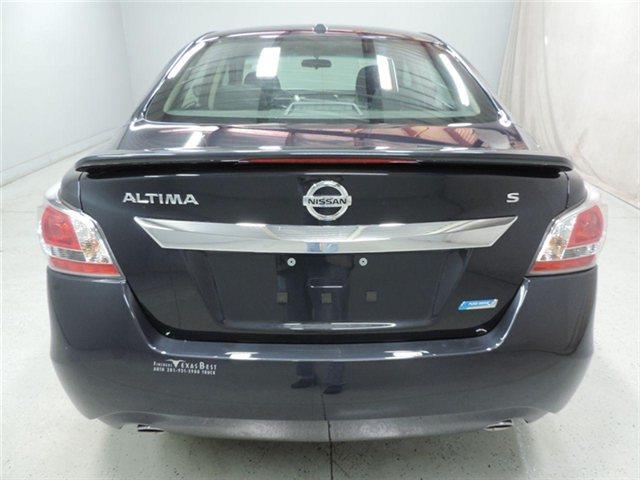 2014 Nissan Altima 15