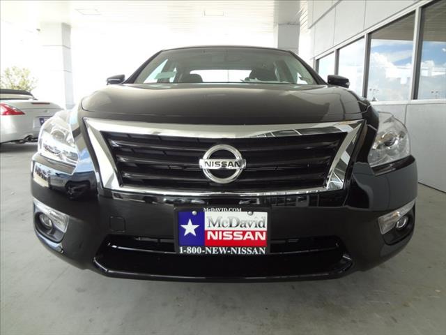 2014 Nissan Altima Crew-short-slt-classic-6.6l Diesel-4wd-1 Owner