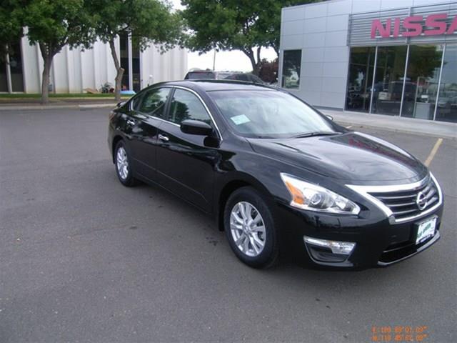 2014 Nissan Altima Pickupslt Quad Cab SWB 4WD 4x4 Truck