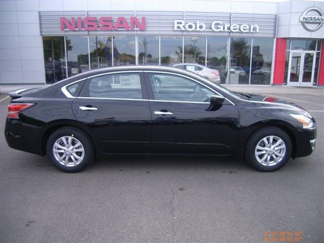 2014 Nissan Altima Pickupslt Quad Cab SWB 4WD 4x4 Truck