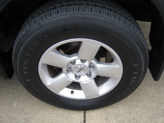 2004 Nissan Armada EX-L W/ DVD System