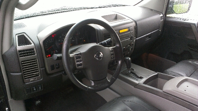 2004 Nissan Armada EX-L AWD