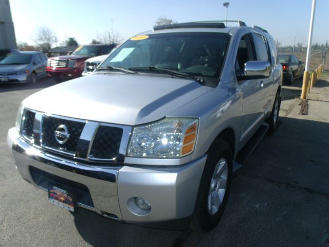 2004 Nissan Armada Cougar