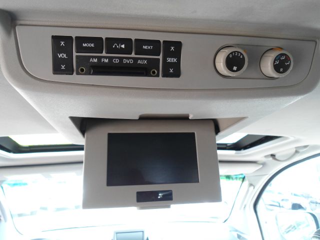 2004 Nissan Armada EX-L AWD