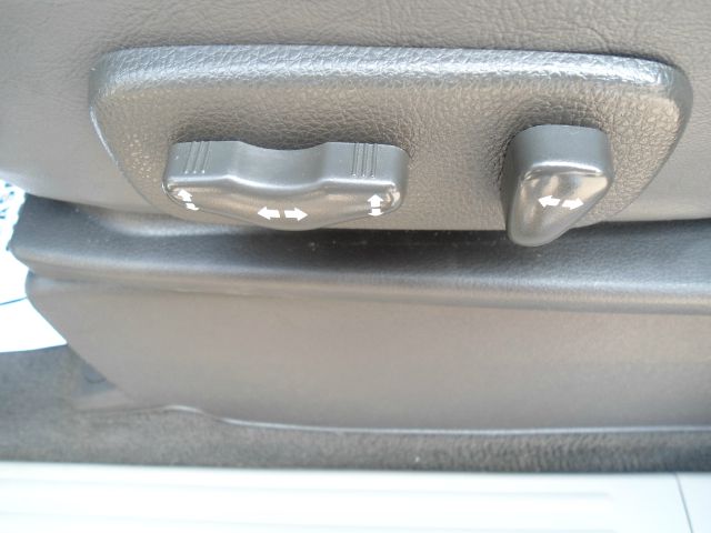 2004 Nissan Armada EX-L AWD