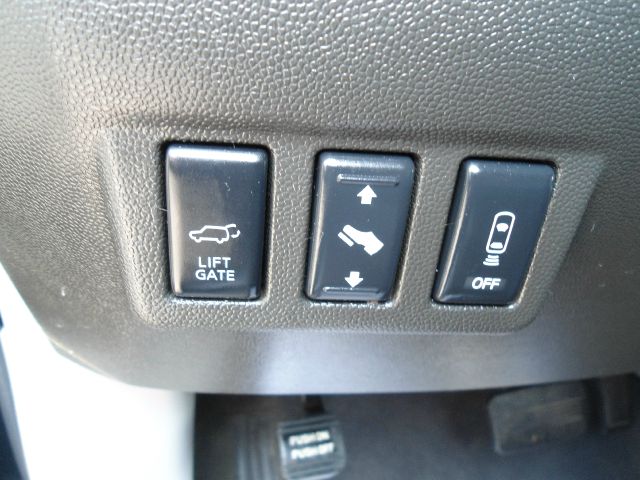 2004 Nissan Armada EX-L AWD