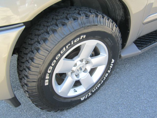 2006 Nissan Armada EX-L W/ DVD System