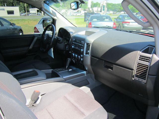 2006 Nissan Armada EX-L W/ DVD System