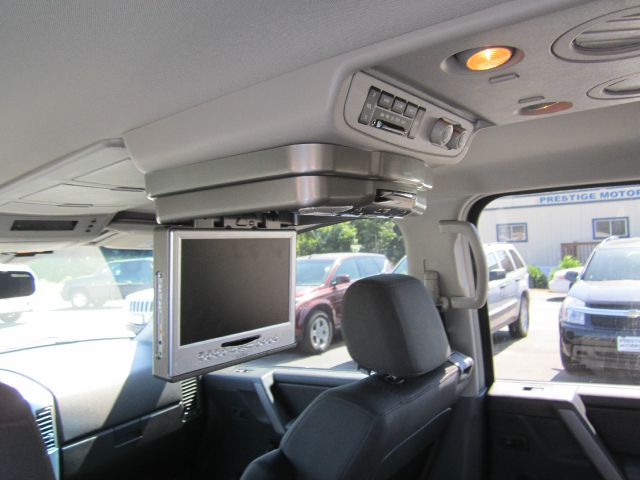 2006 Nissan Armada EX-L W/ DVD System