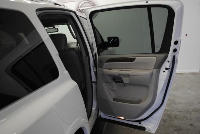 2010 Nissan Armada 4WD 4dr SUV Alpha