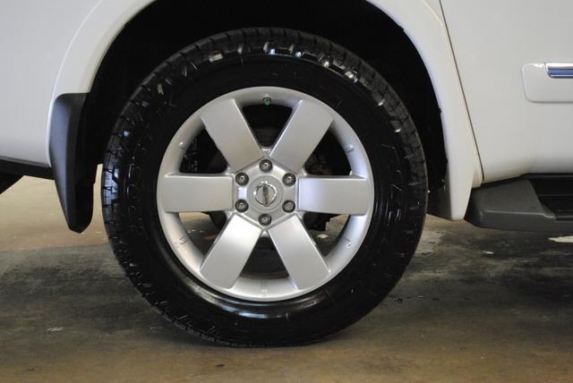 2010 Nissan Armada 4WD 4dr SUV Alpha