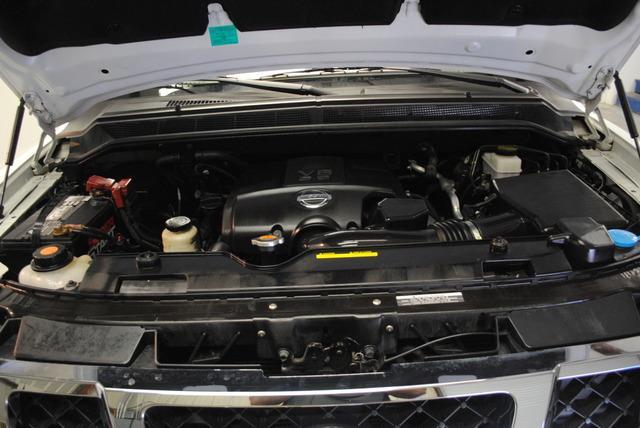 2010 Nissan Armada 4WD 4dr SUV Alpha