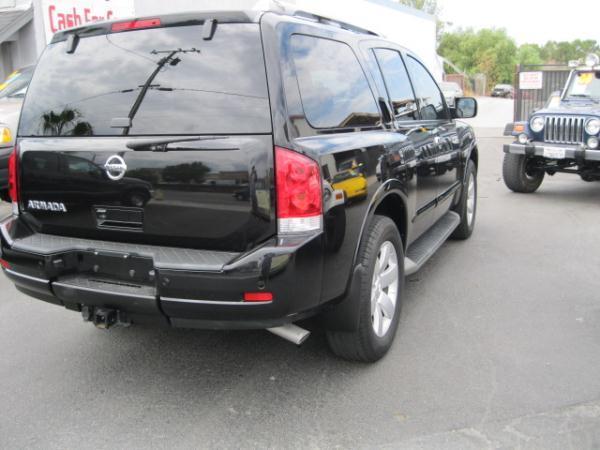 2011 Nissan Armada Unknown