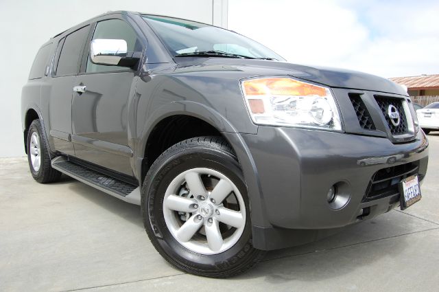 2011 Nissan Armada 4-door Sedan AT Tech Pkg