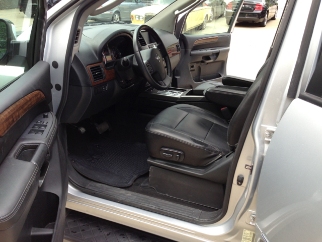 2011 Nissan Armada SLE Sierra 2WD