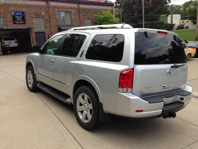 2011 Nissan Armada SLE Sierra 2WD