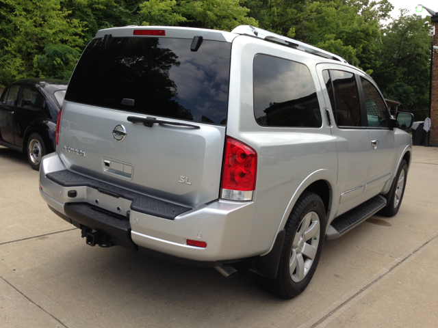 2011 Nissan Armada SLE Sierra 2WD