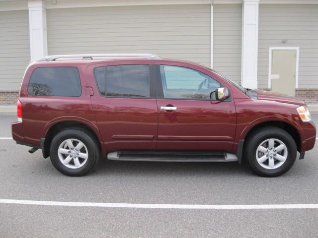2011 Nissan Armada SLE Sierra 2WD