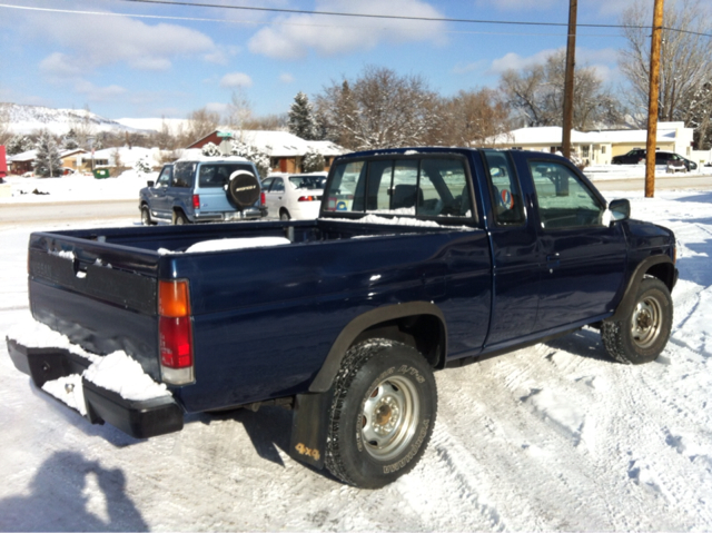 1989 Nissan D12 Crewcab LT