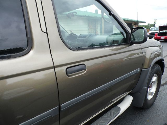 1998 Nissan Frontier SE 2WD