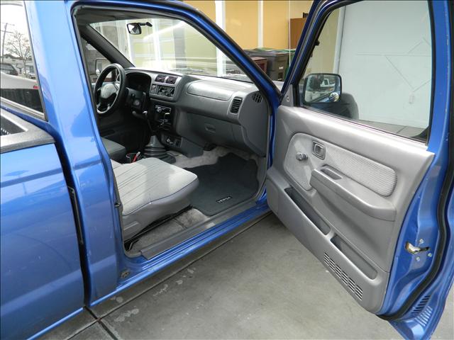 1998 Nissan Frontier W/nav.sys