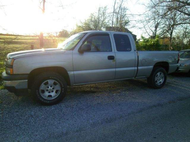 1998 Nissan Frontier SLE - Sunroof 4x4 At Brook