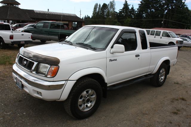 1999 Nissan Frontier FX4 Super Duty