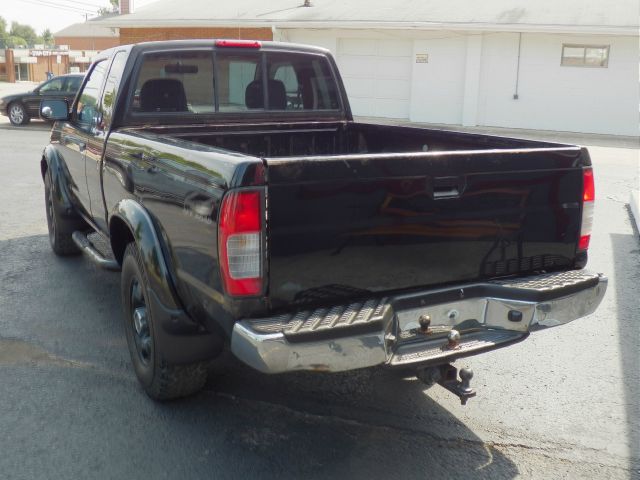 1999 Nissan Frontier FX4 Super Duty