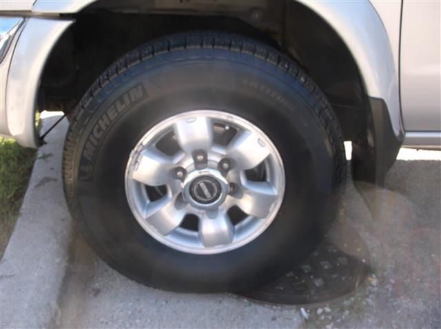 1999 Nissan Frontier FX4 Super Duty