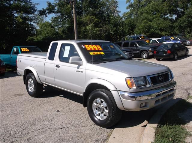 1999 Nissan Frontier FX4 Super Duty