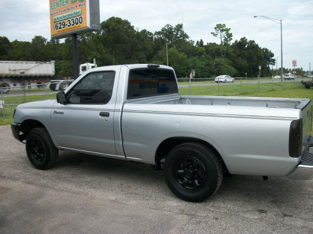 2000 Nissan Frontier Unknown