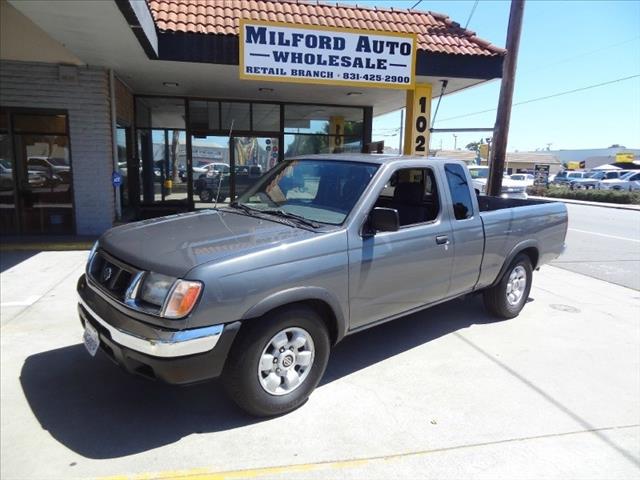 2000 Nissan Frontier CREW CAB 126.0 WB 1SE LS