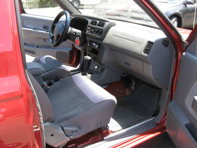 2000 Nissan Frontier Clk350 Elegance