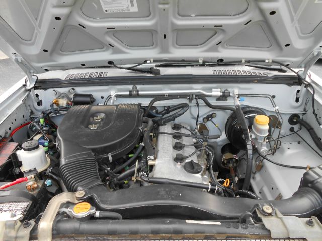 2000 Nissan Frontier SE 2WD