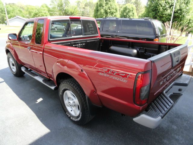 2001 Nissan Frontier SE