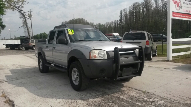 2001 Nissan Frontier SE 2WD