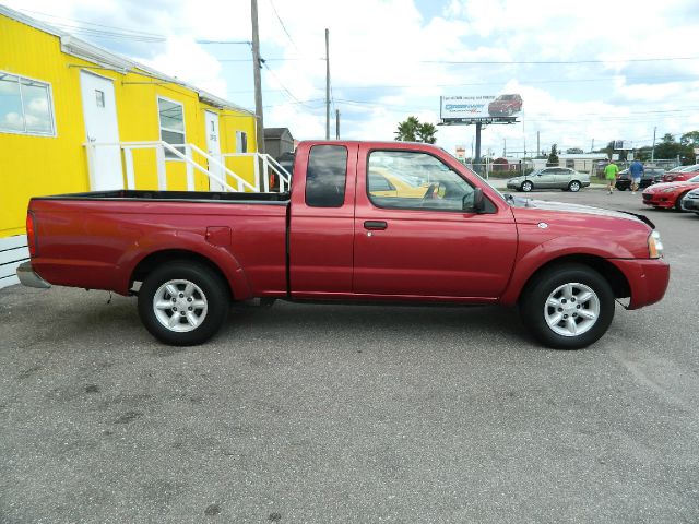 2001 Nissan Frontier SE 2WD