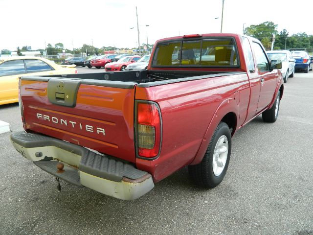 2001 Nissan Frontier SE 2WD