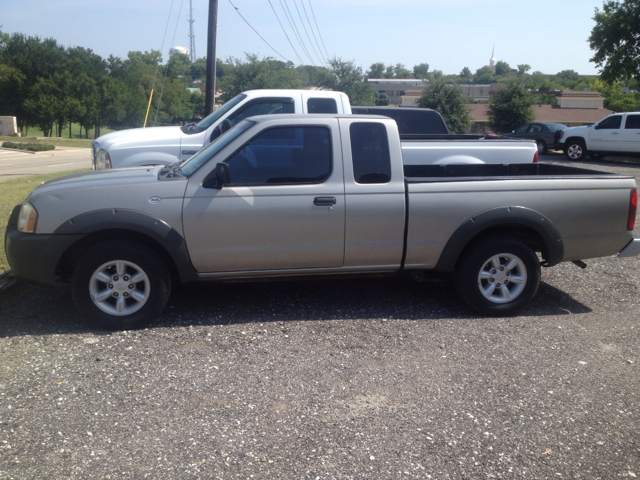 2001 Nissan Frontier SE 2WD