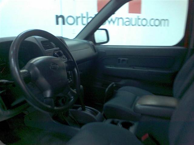 2001 Nissan Frontier 3dr Cpe Auto GT