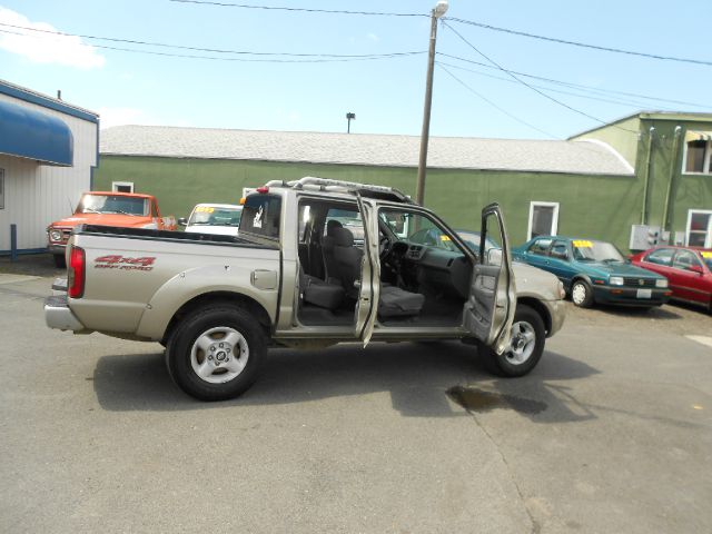 2001 Nissan Frontier SE