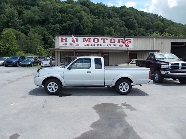 2001 Nissan Frontier SE 2WD