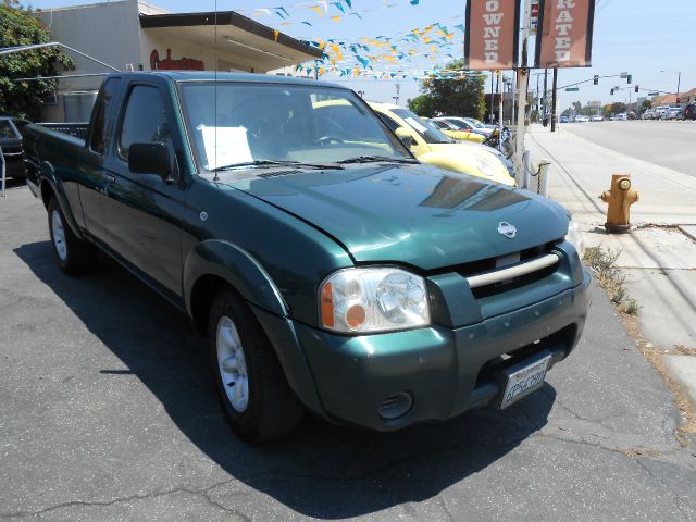 2001 Nissan Frontier SE 2WD